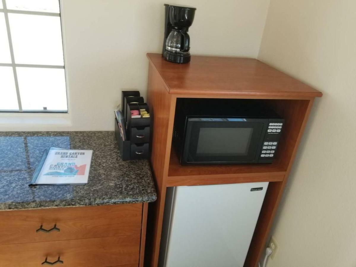 הוילה ואלה 072A Affordable Getaway Near South Rim Sleeps 4- No Kitchenette מראה חיצוני תמונה